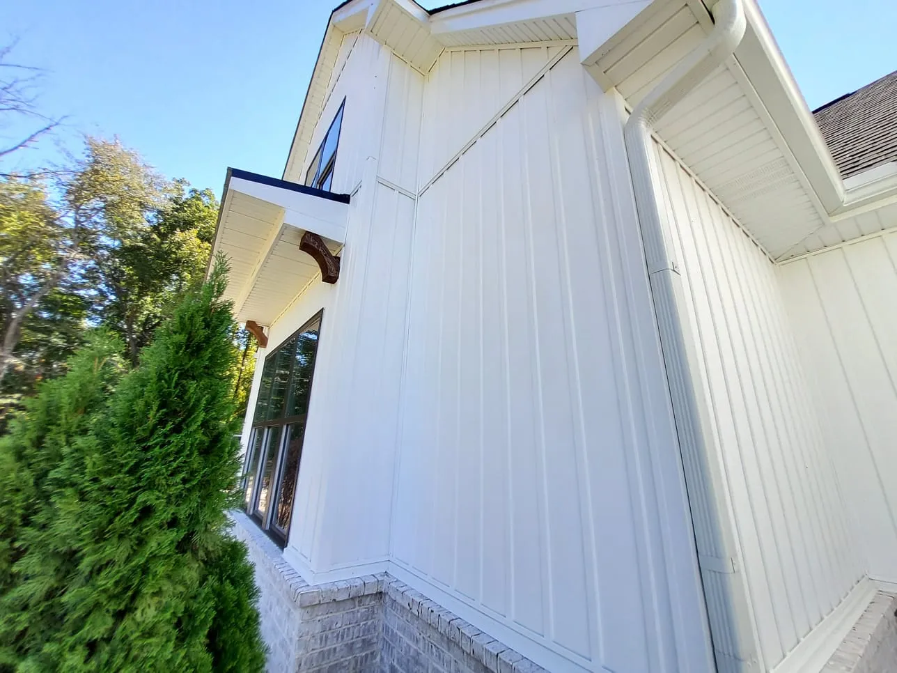 Protecting Your Home from Water Intrusion and Structural Damage in Byhalia, MS