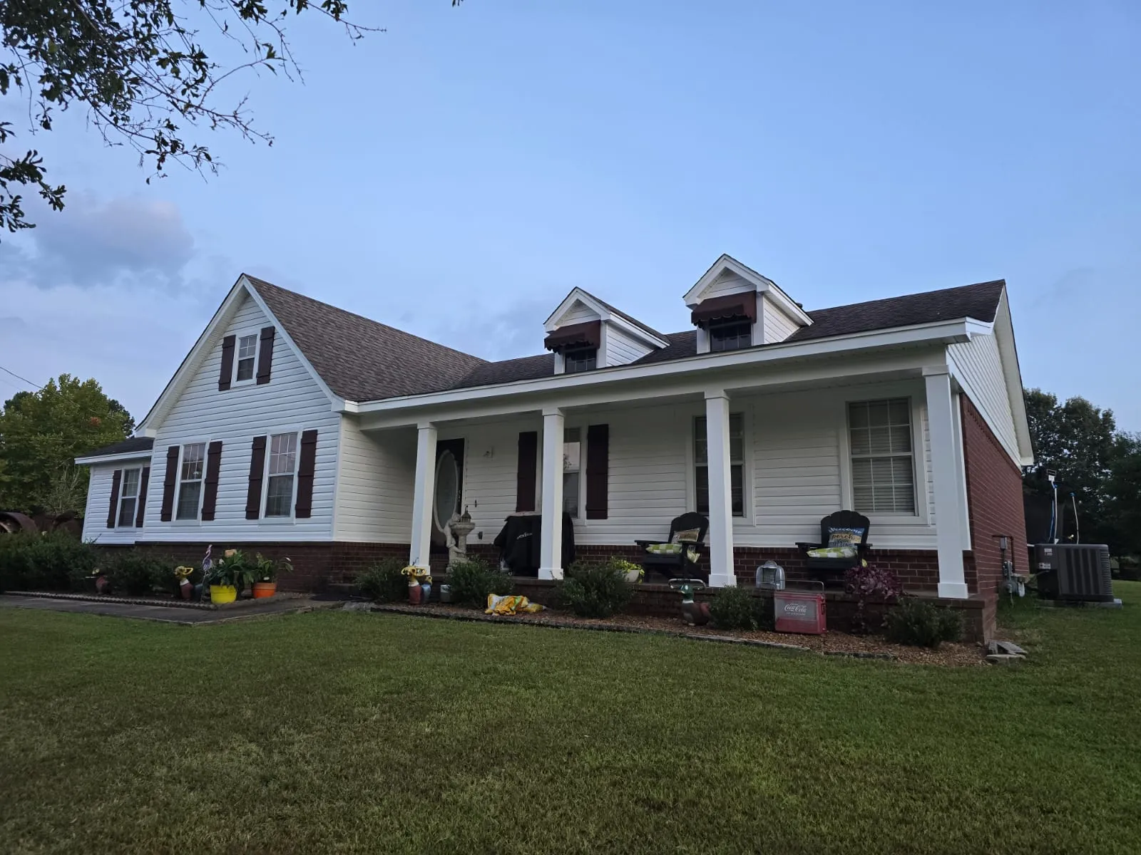 Upgrading Your Home’s Curb Appeal with Vinyl Siding in Byhalia, MS